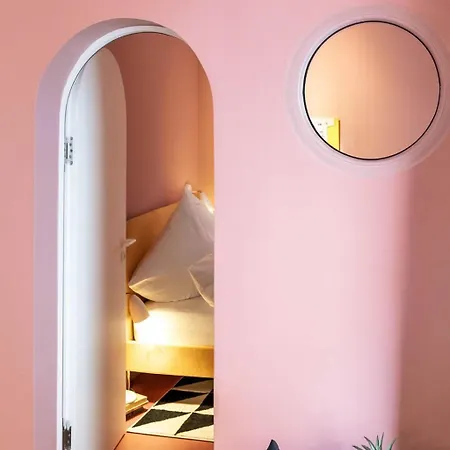 Memphis Design Loft Duplex -40sqm- Near Antonplatz