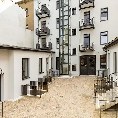 Apartman Memphis Design Loft Duplex -40sqm- Near Antonplatz