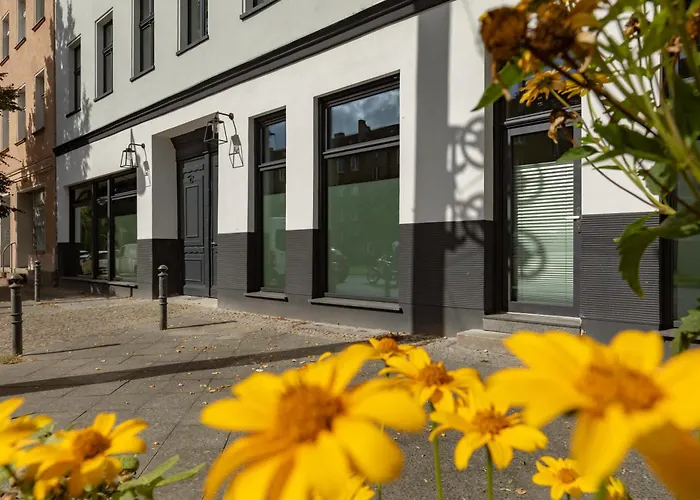 Memphis Design Loft Duplex -40sqm- Near Antonplatz * Berlin